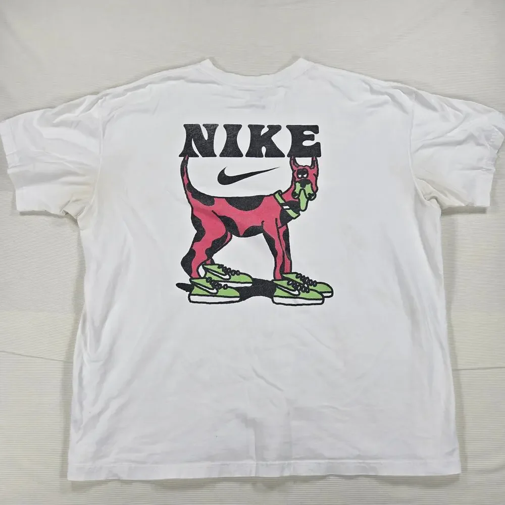 Nike Skateboarding SB White Dog Shoes Graphic T-Shirt Men's‎ Size XL